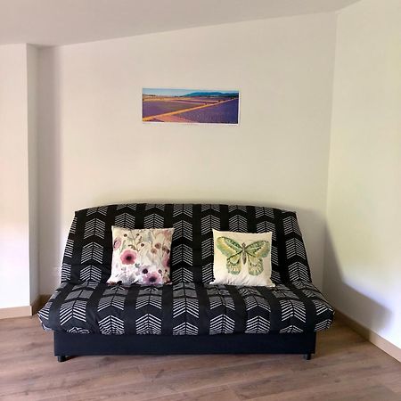 Logement Neuf, Tout Confort, Au Coeur Du Village Saint Didier  Ngoại thất bức ảnh