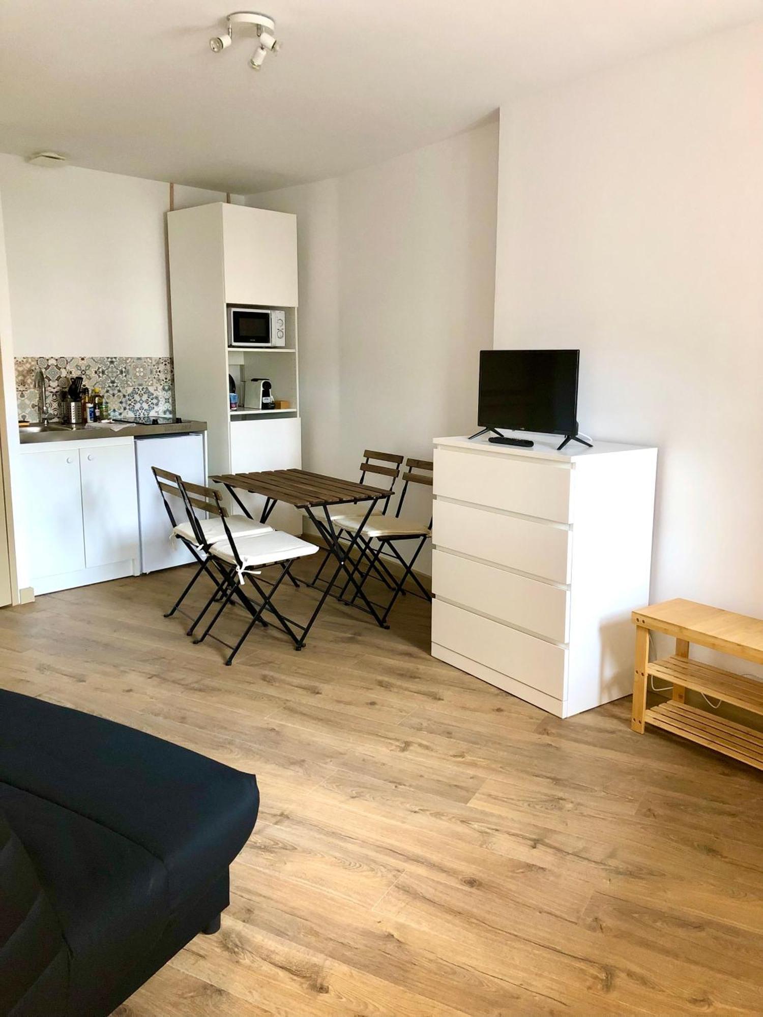 Logement Neuf, Tout Confort, Au Coeur Du Village Saint Didier  Ngoại thất bức ảnh