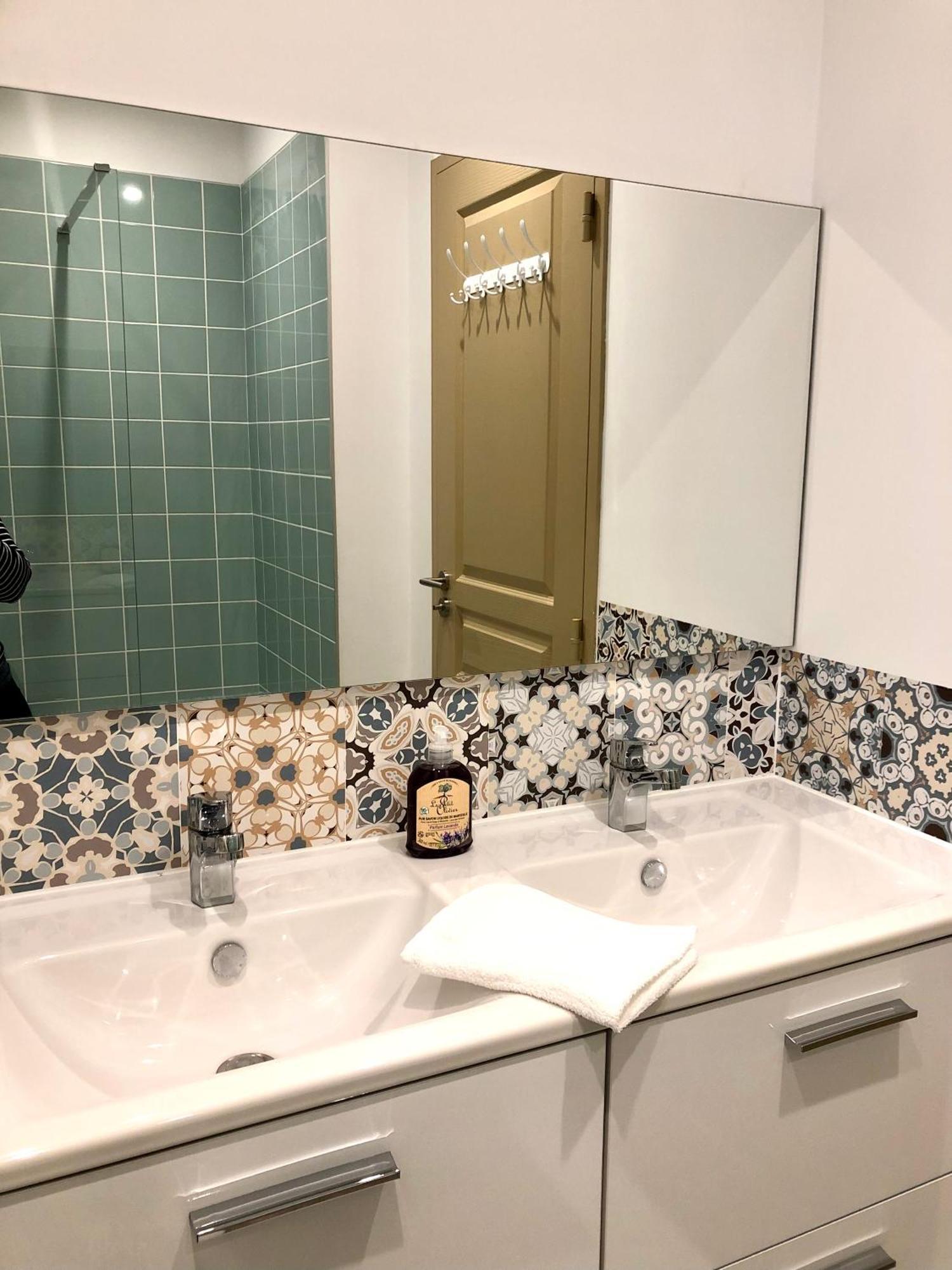 Logement Neuf, Tout Confort, Au Coeur Du Village Saint Didier  Ngoại thất bức ảnh